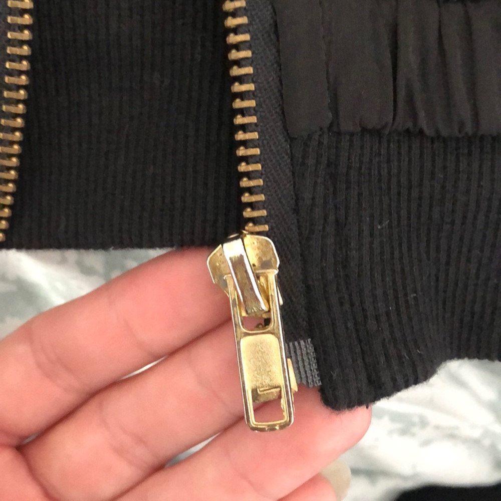 Priorities Jacket - Picture 4 of 7